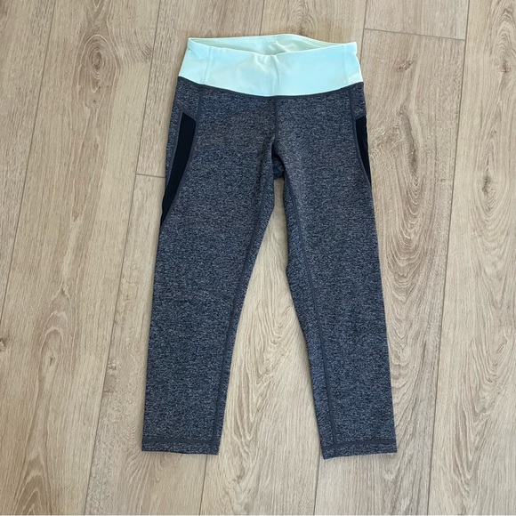 Zella Crop Leggings - Picture 2 of 4